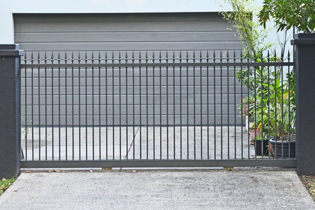 Metal Fencing Image